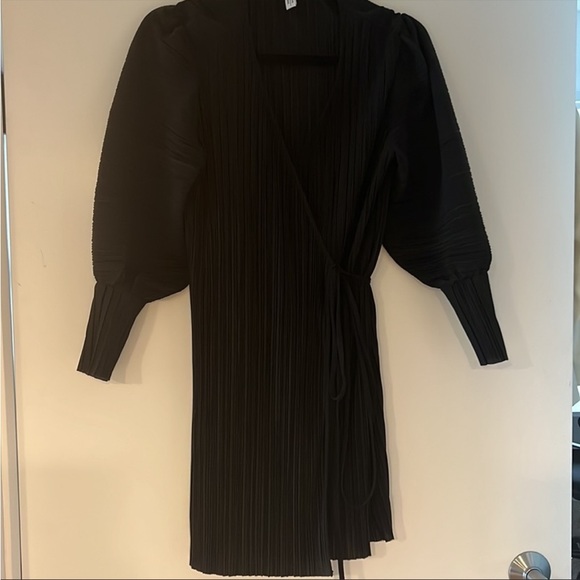 & Other stories pleated wrap dress - Picture 5 of 5